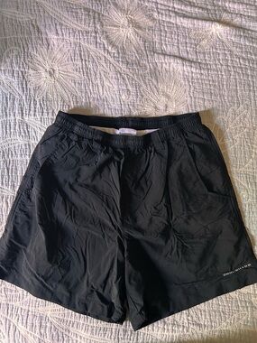 Columbia Men’s Black Active Shorts